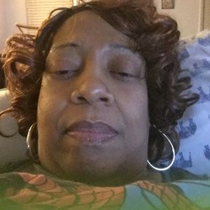 Meet your Posher, Della